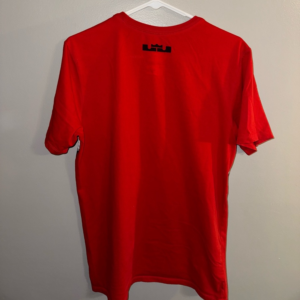 Nike Lebron James Tee - Picture 4 of 5